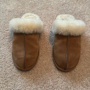Excellent Condition Ugg Slippers
